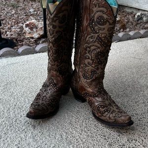 Corral West boots, distressed, sz 7.5